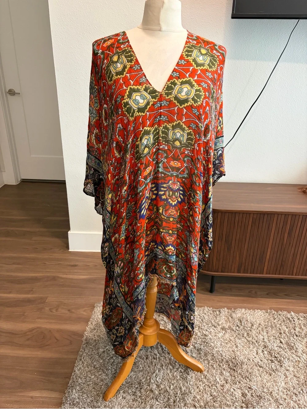 Bohemian Red Floral V-Neck Poncho